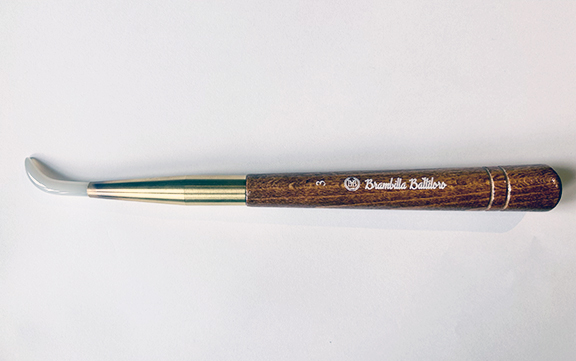 Agate stone burnisher for gold leaf